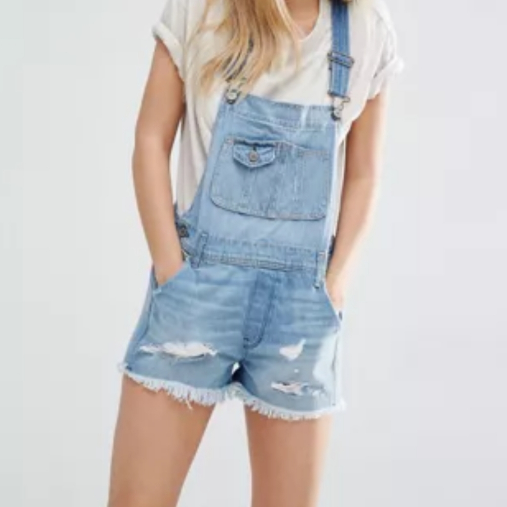 Abercrombie & Fitch distressed jean denim shortall overall shorts dungarees L